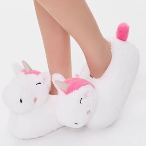 NEW| Plush Unicorn Indoor Slippers